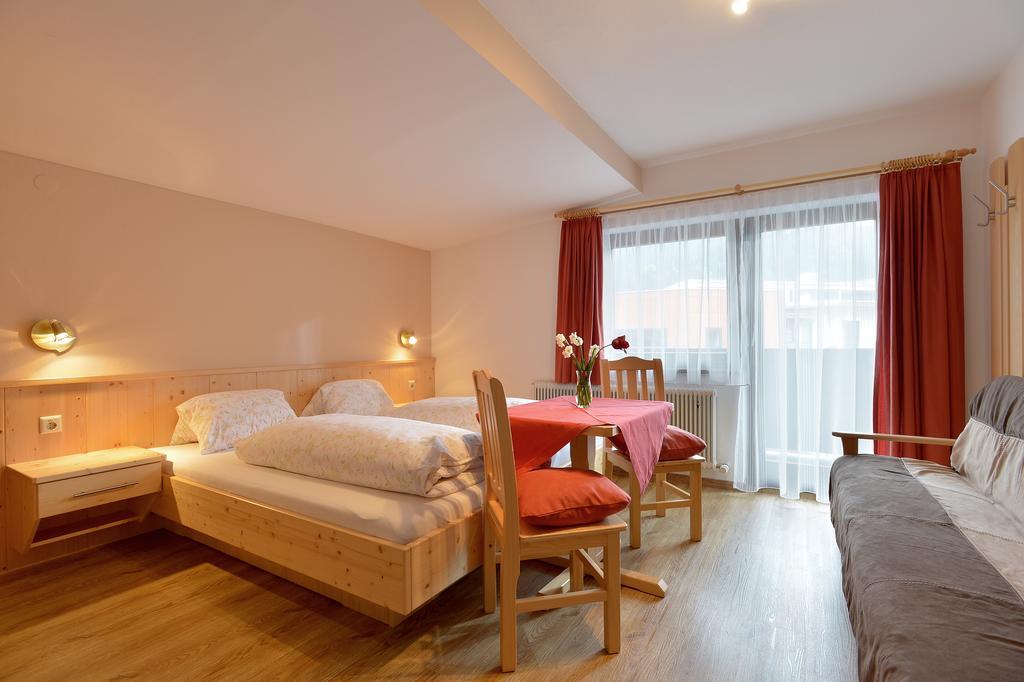 Gästehaus Sillaber-Gertraud Nuck Söll Zimmer foto