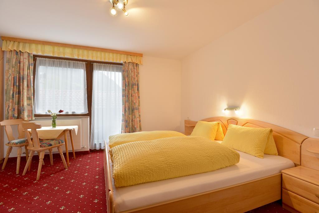 Gästehaus Sillaber-Gertraud Nuck Söll Zimmer foto